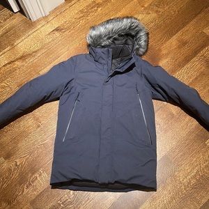 Men’s navy medium The North Face down 550 fill parka jacket